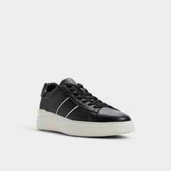 Black Paxon in Black 14135031 - Low top sneaker | Aldo