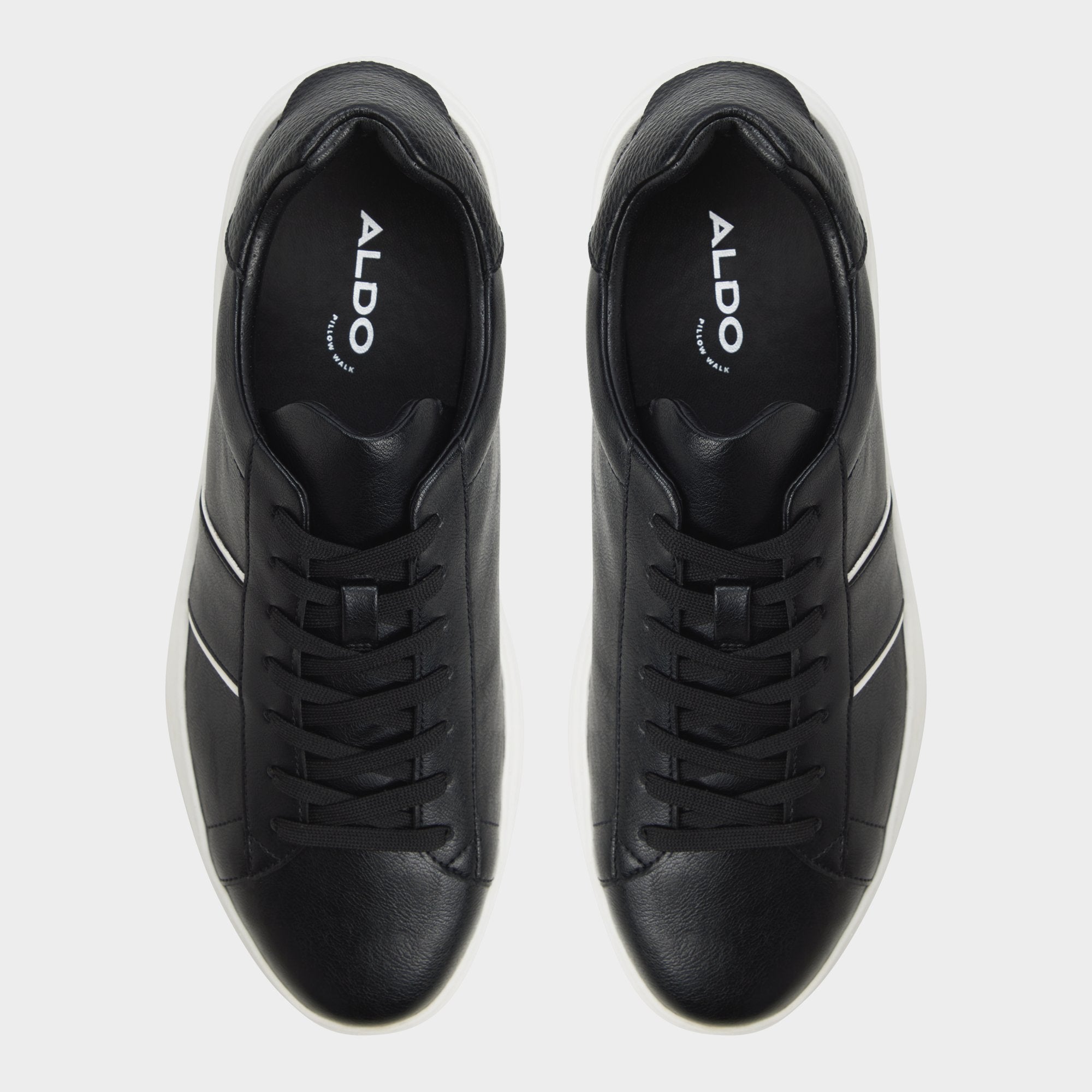 Black Paxon in Black 14135031 - Low top sneaker | Aldo