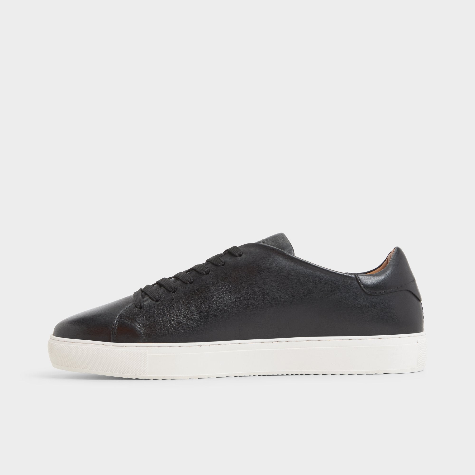 Black Fonzo in Black - Low top sneaker | Aldo