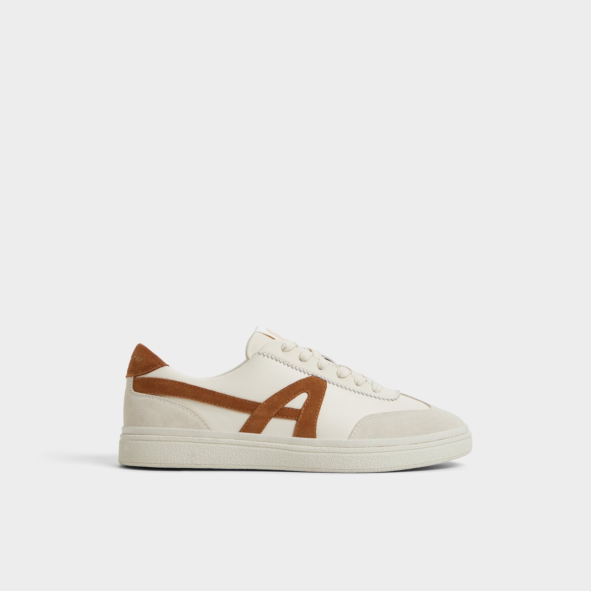 Bone Clubtrainer in Bone 14112551 - Low top sneaker, Cup sole | Aldo