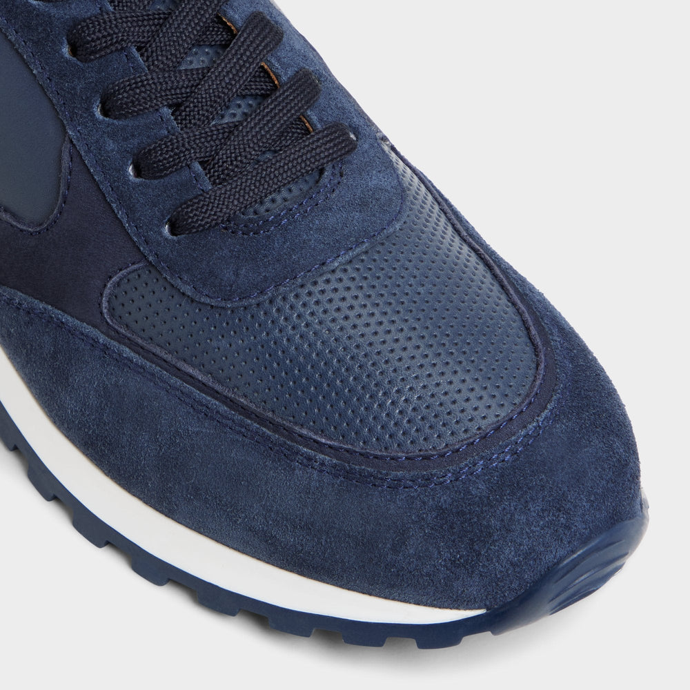 Navy Gordo in Navy - Low top sneaker | Aldo