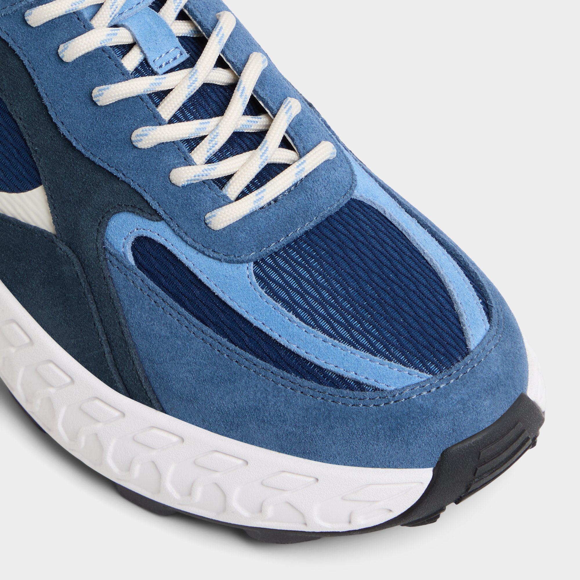 Navy Stryker Navy Men's Low top - Low top sneaker, Jogger sole | Aldo
