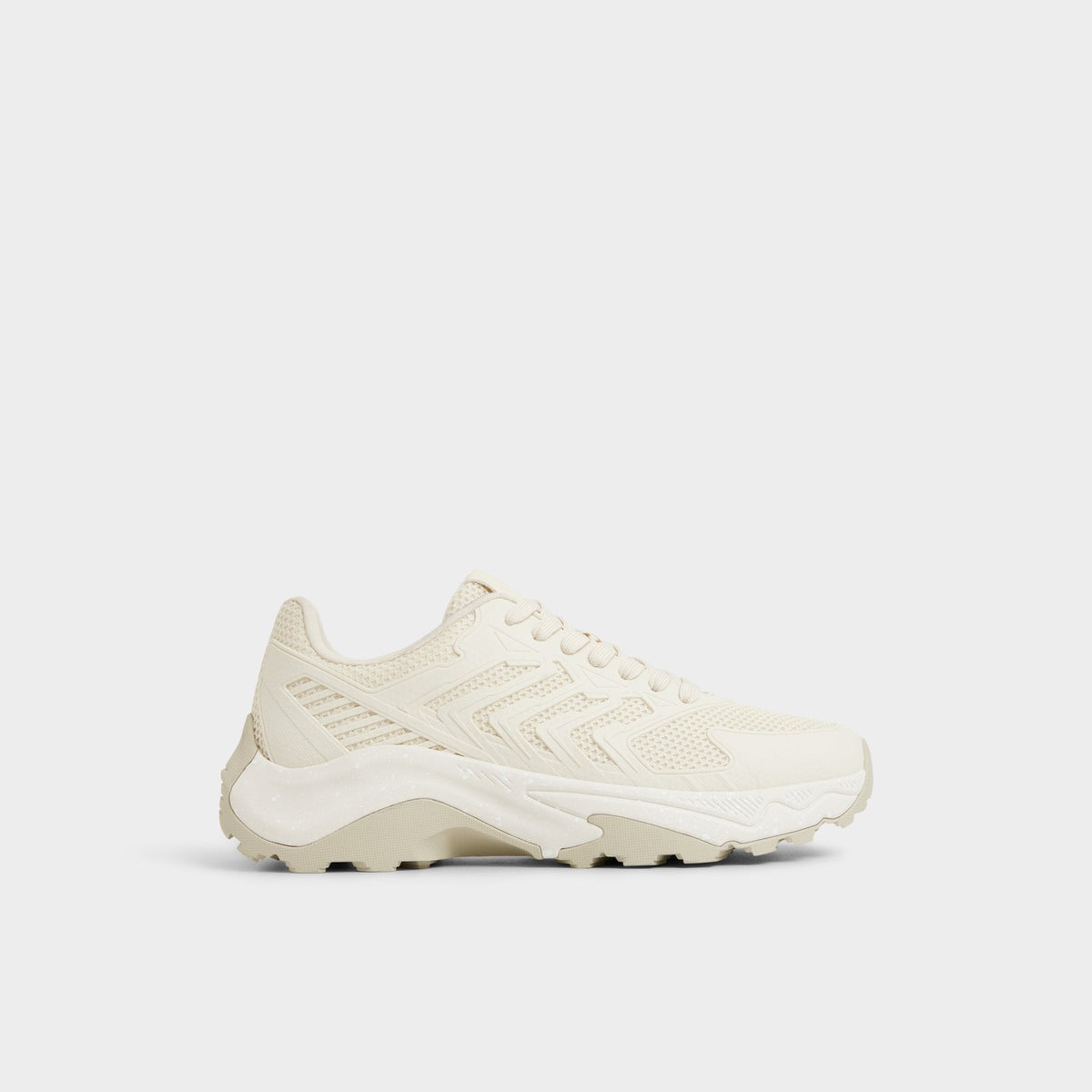 Ivory Zeffy in Ivory 14042551 - Jogger sneaker, Jogger sole | Aldo