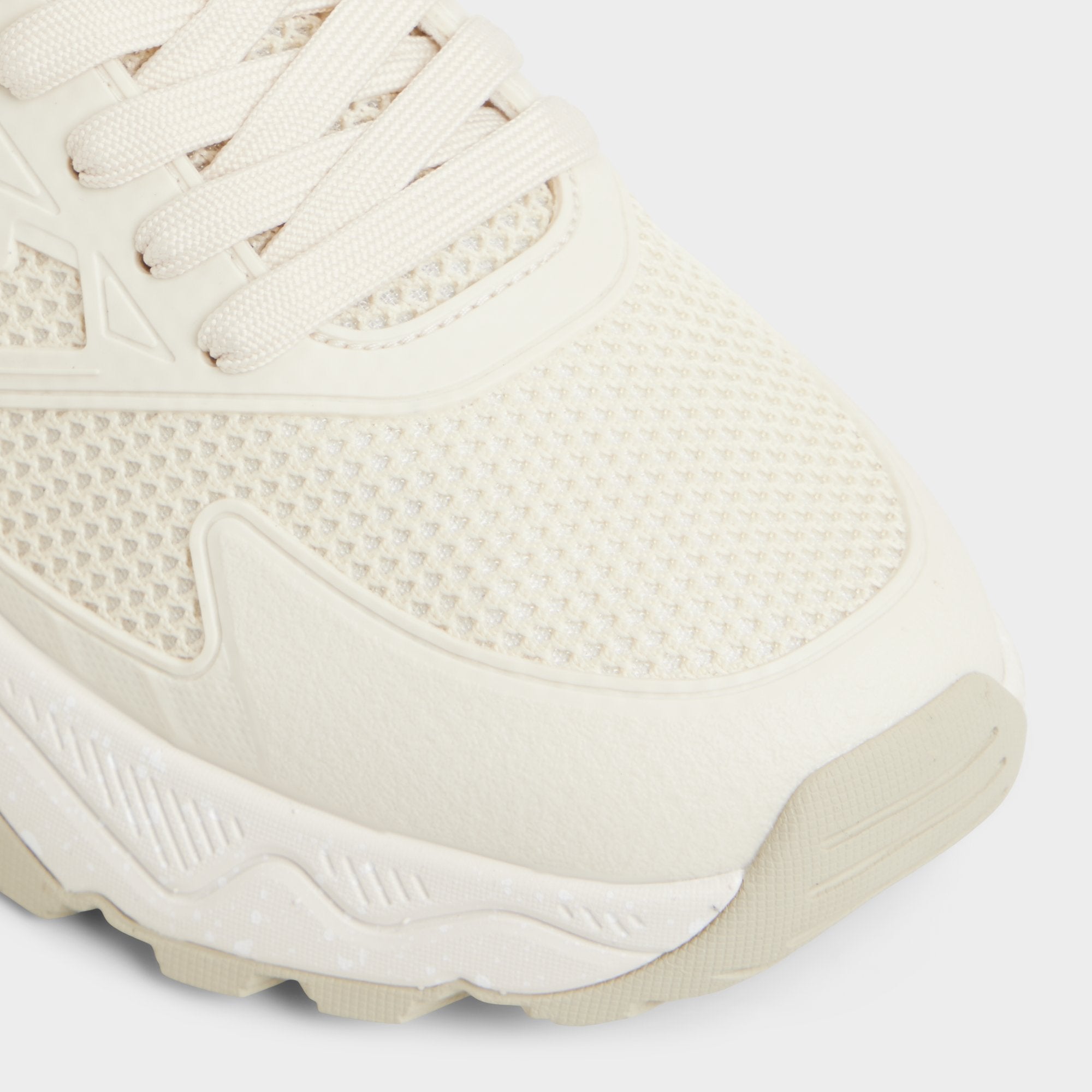 Ivory Zeffy in Ivory 14042551 - Jogger sneaker, Jogger sole | Aldo