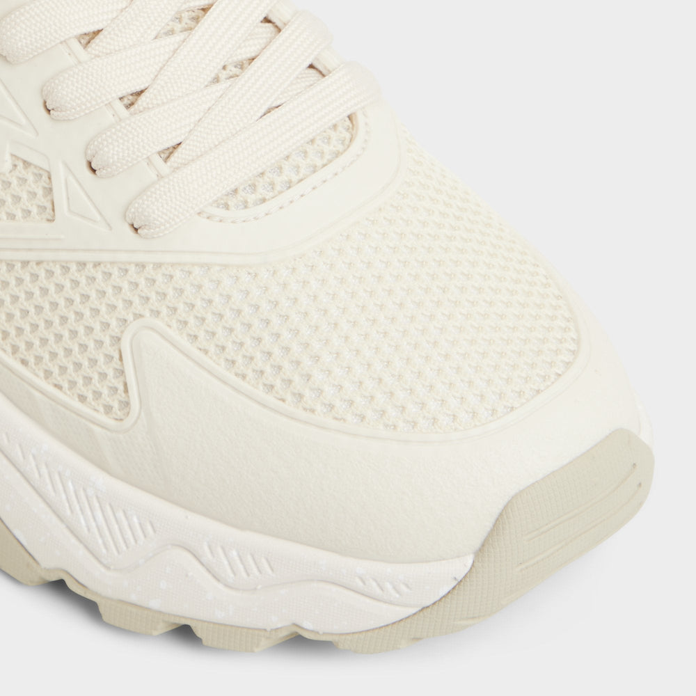 Ivory Zeffy in Ivory 14042551 - Jogger sneaker, Jogger sole | Aldo