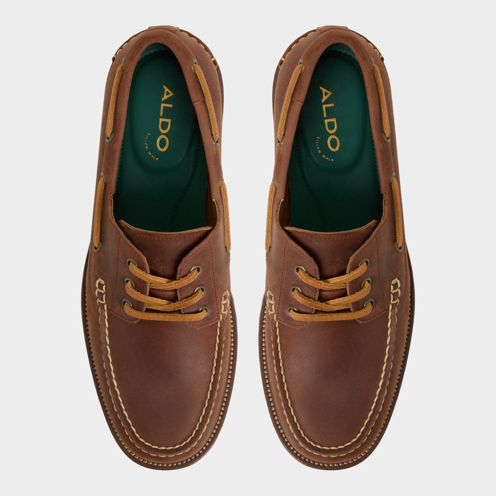 Brown overflow Cedric in Brown Overflow - Boat shoe | Aldo