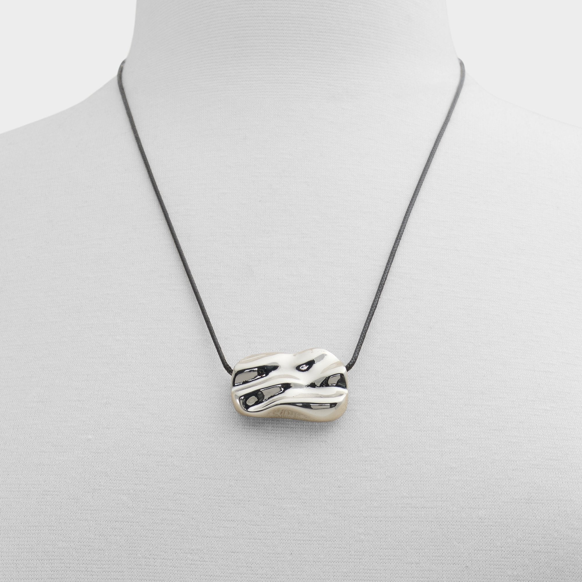 Black/silver multi Zayna in Black Silver Multi - Necklace | Aldo